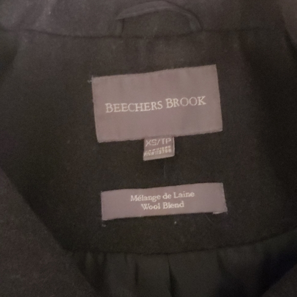 Wool coat - Picture 2 of 4